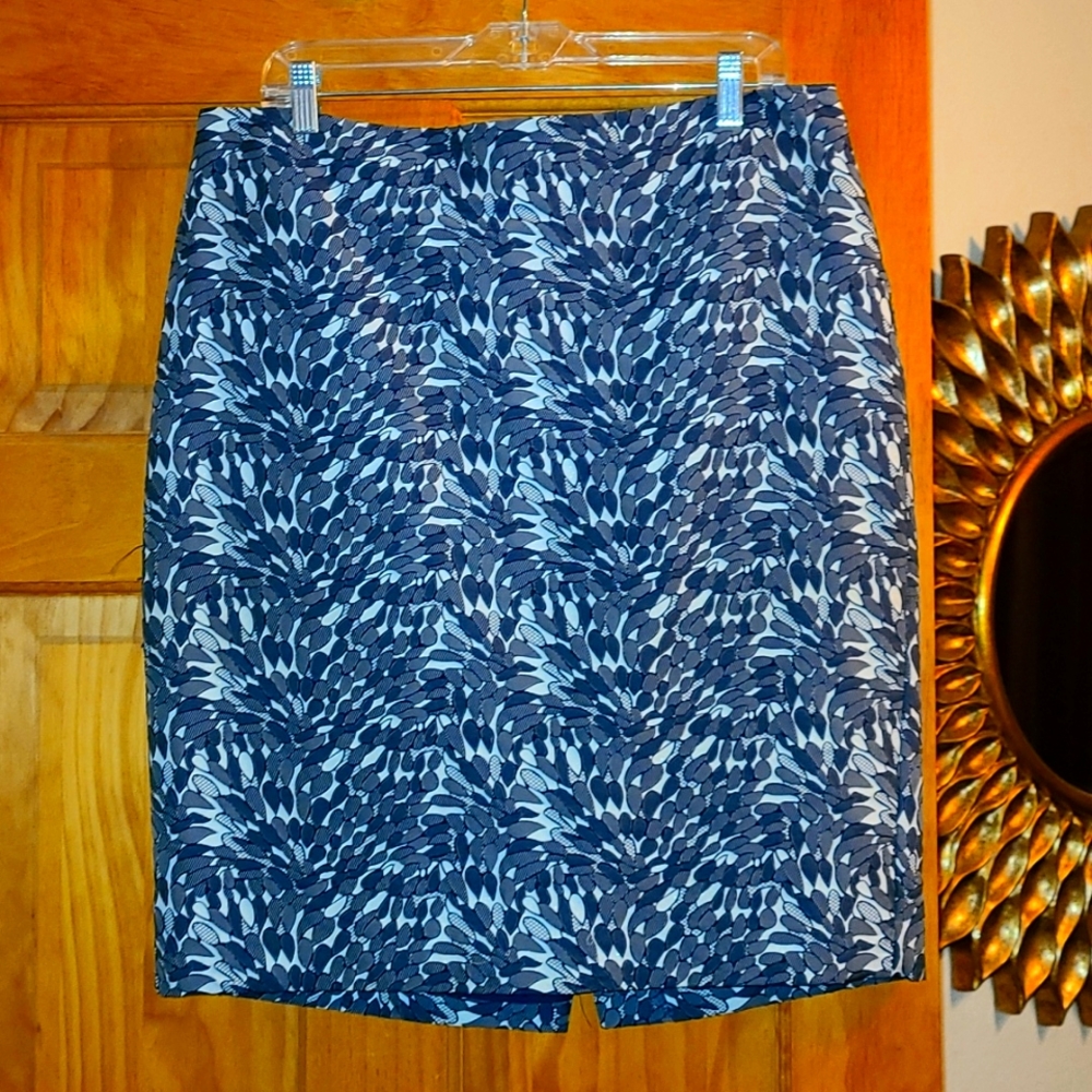 Ann Taylor Blue Patterned Pencil Skirt